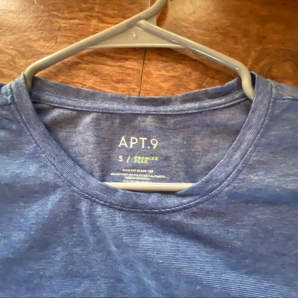 🍄 3/$10 or 5/$13 🍄 Apt 9 premier flex T-shirt - Picture 3 of 4